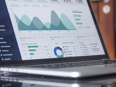 Turbulentní, ale úspěšný rok 2025